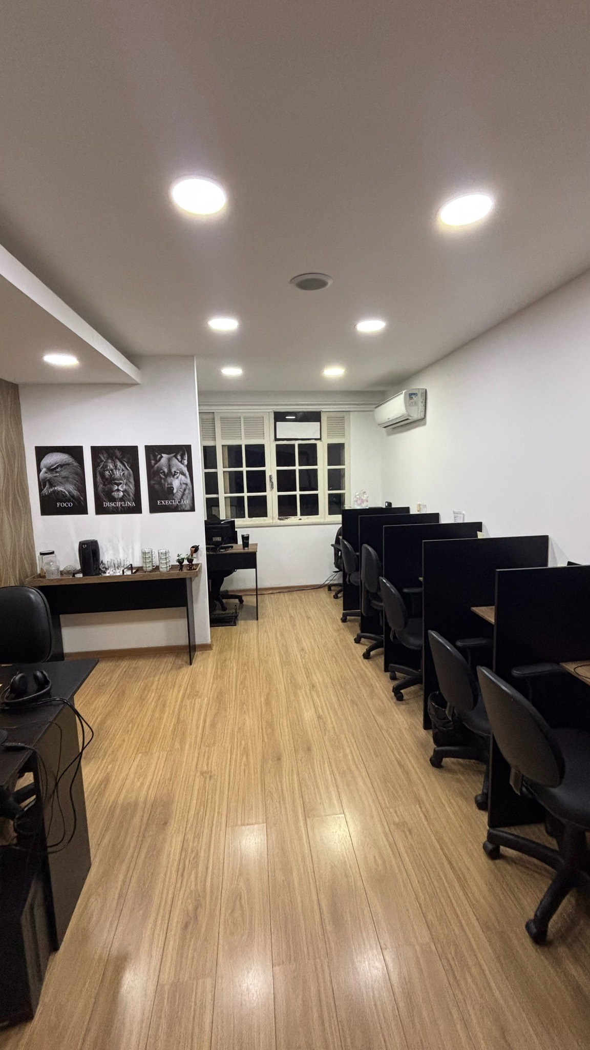 Equipe e ambiente da Acredit